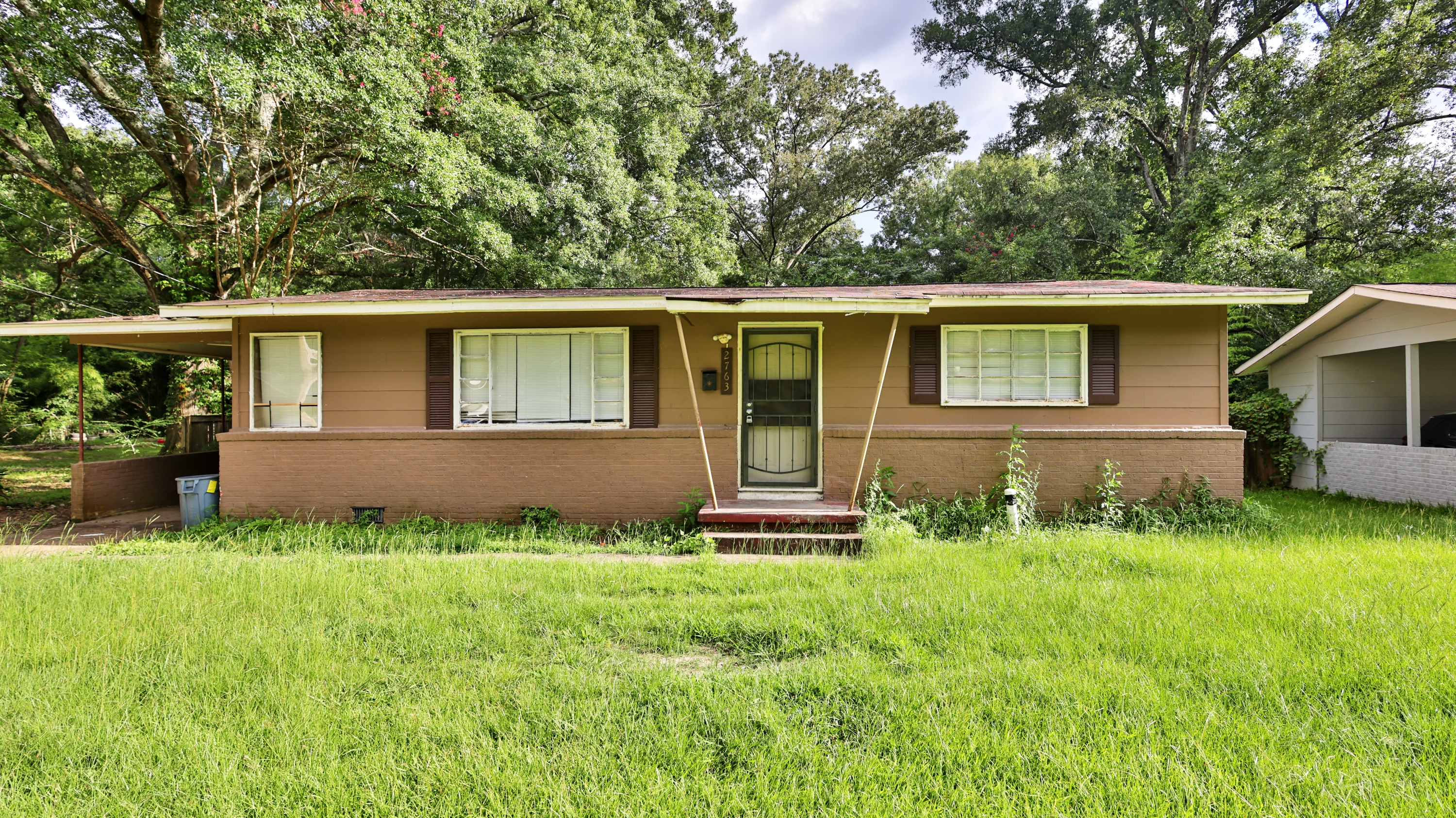 2763 Emerald Dr