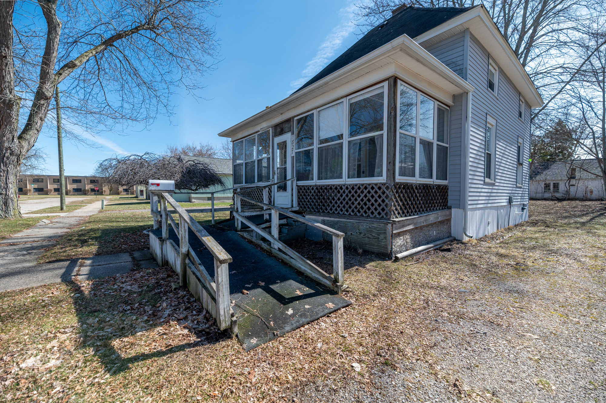 Property thumbnail image