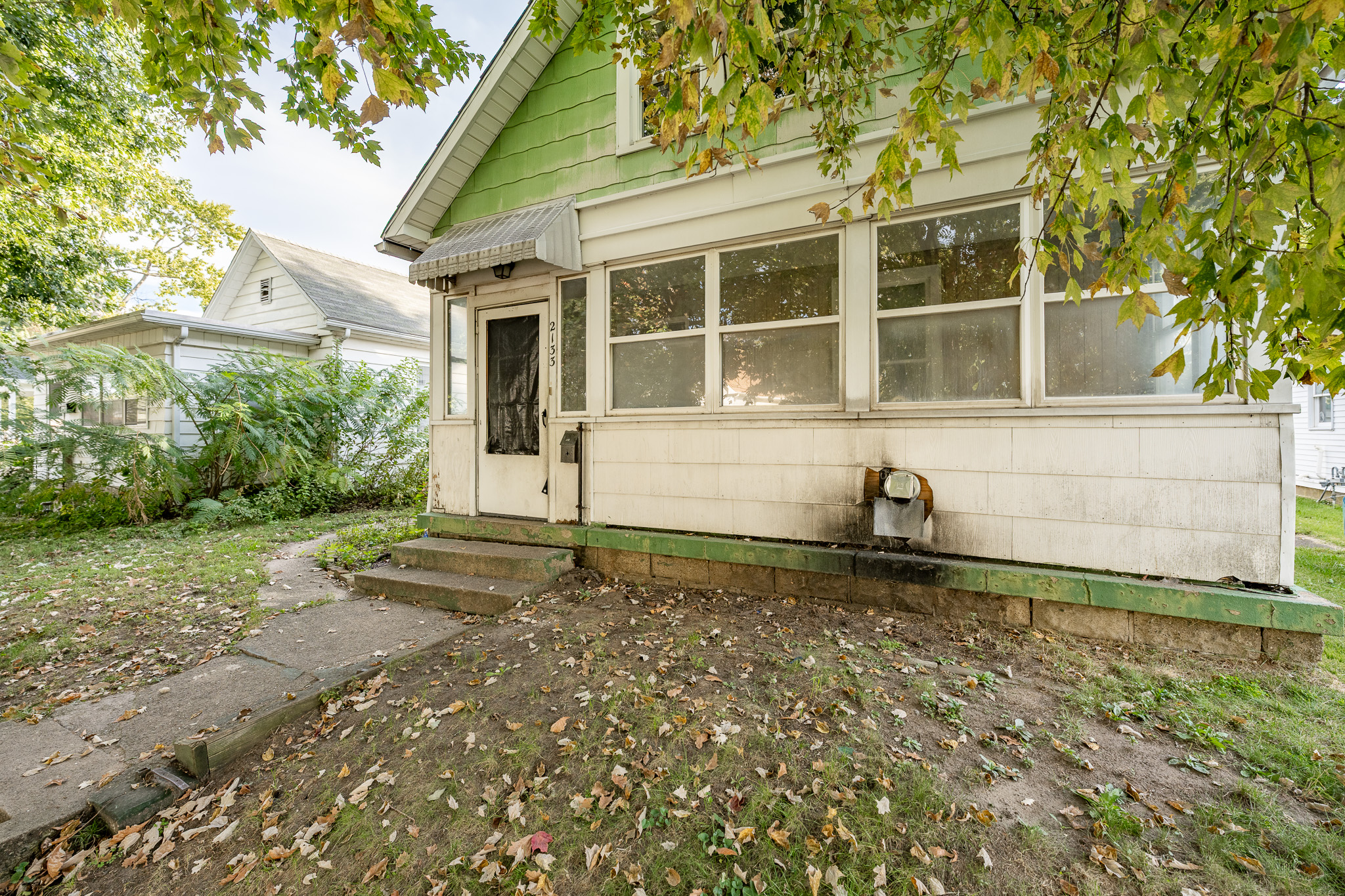 2133 N 14th St