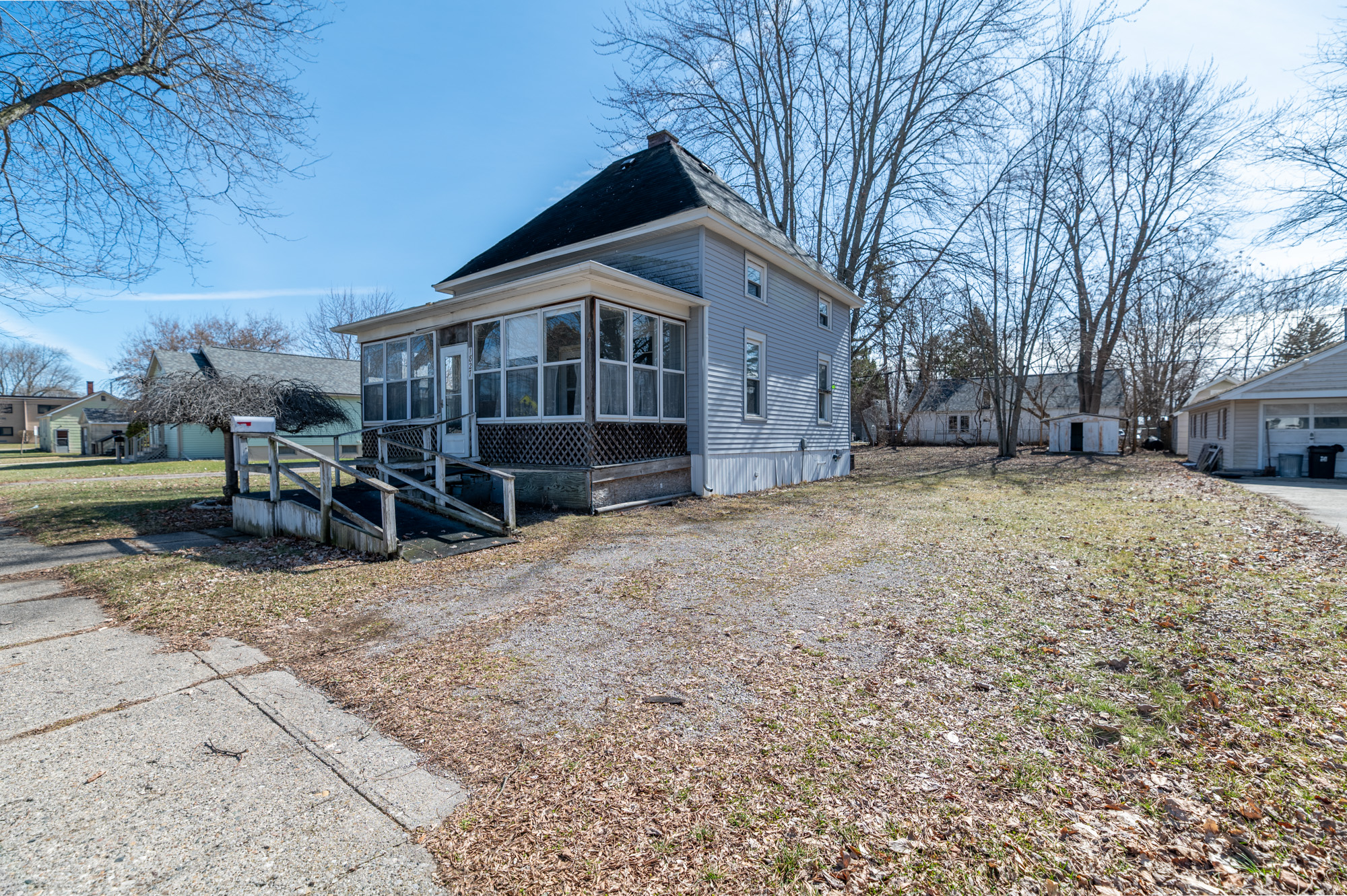 Property thumbnail image